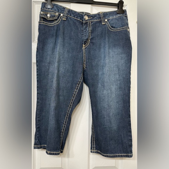 ZCO Denim - ZCO Blue Jeans Cropped Baggy Rhinestone Accents Denim Button Closure Plus SZ 16